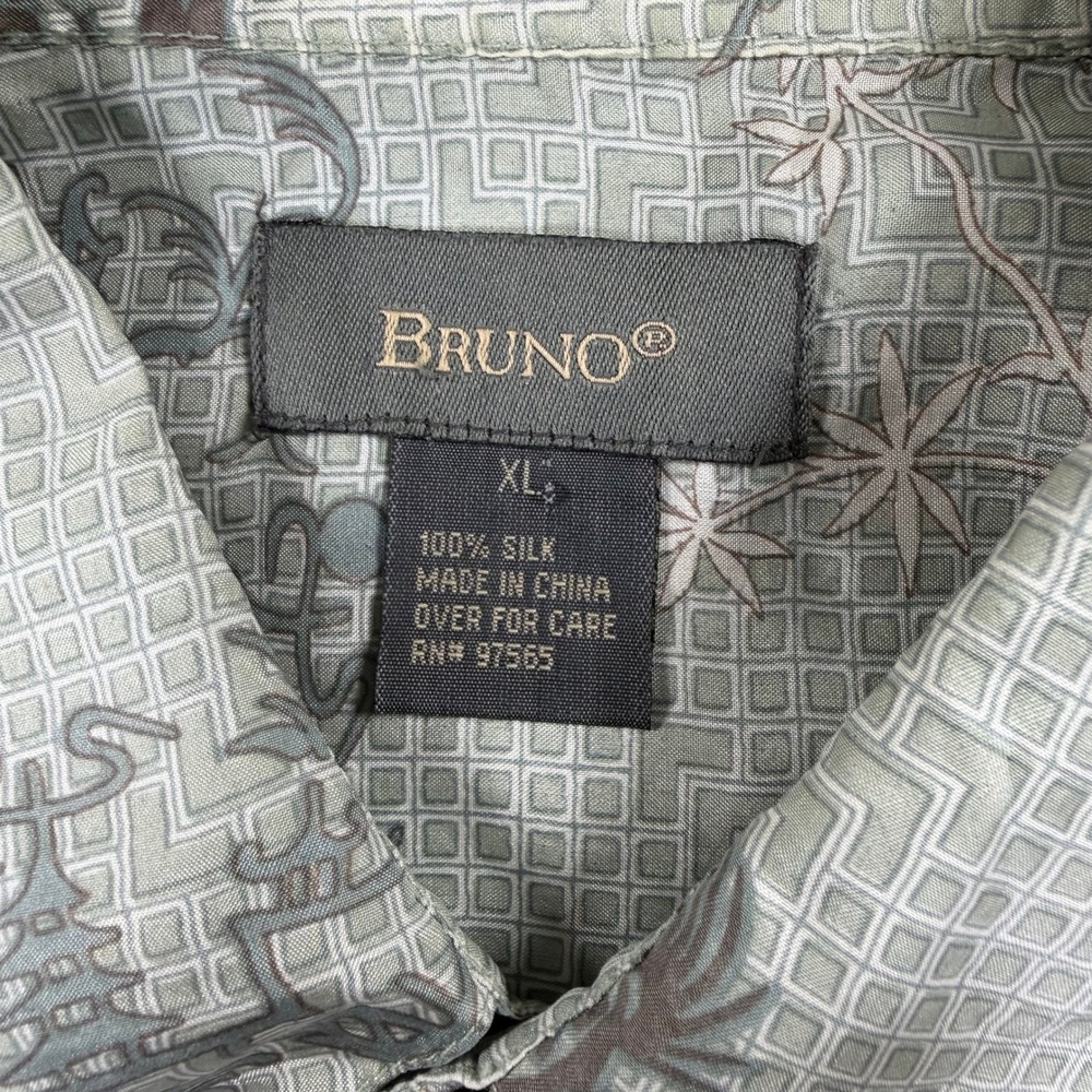 Bruno 100% Silk Button Up Shirt XL Gray Dragon Print Camp Hawaiian Y2K - Picture 3 of 9